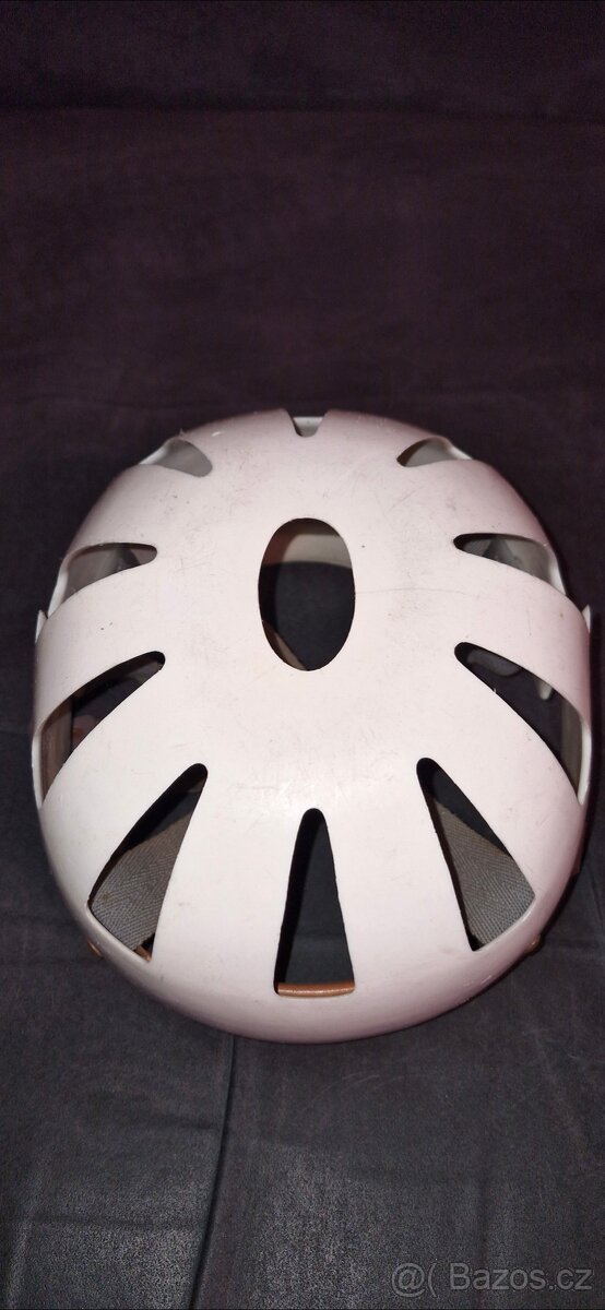 Hokejová helma - 7