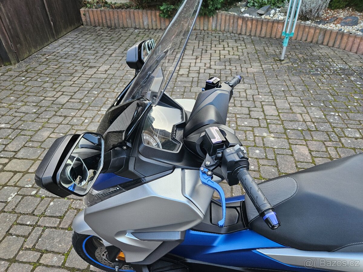 Honda Forza 125 - 7