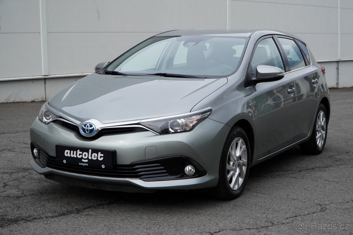 Toyota Auris 1.8 HYBRID - 7