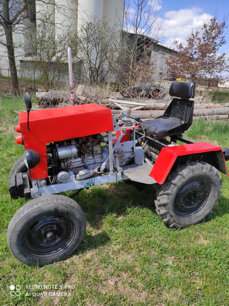 Traktor doma Mont - 7