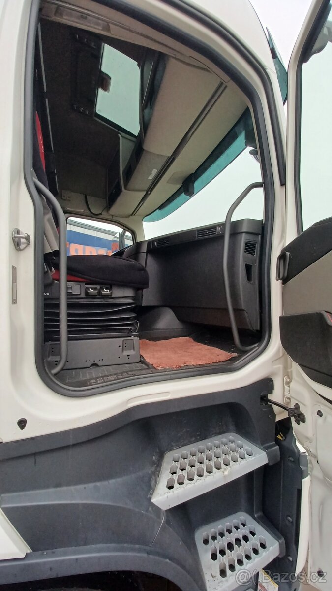 Tahač Lowdeck Volvo - 7
