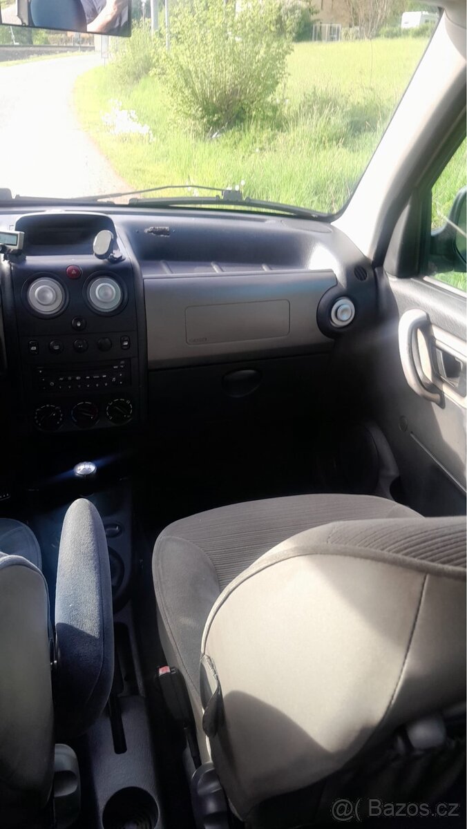 Citroën Berlingo 2.0 HDi 66 kW - 7