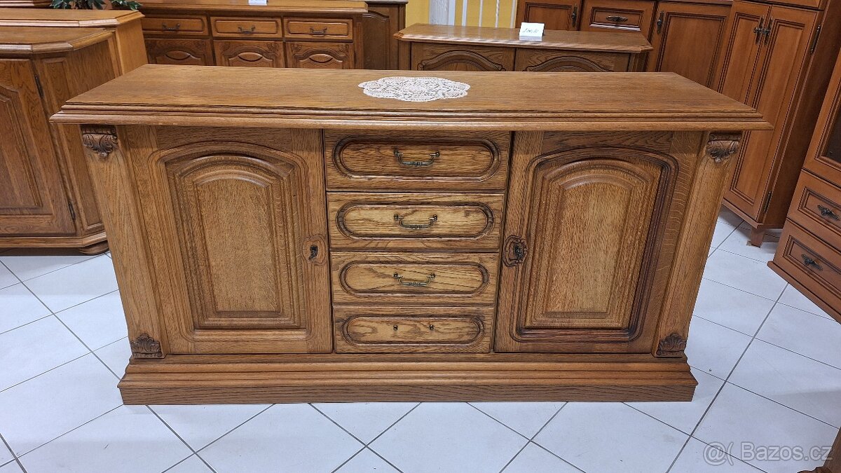 Rustikální masivní komodami - 7
