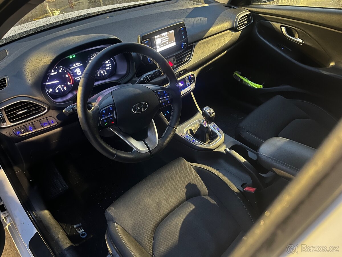 Hyundai i30 kombi / 1.6crdi / 2017 - 7