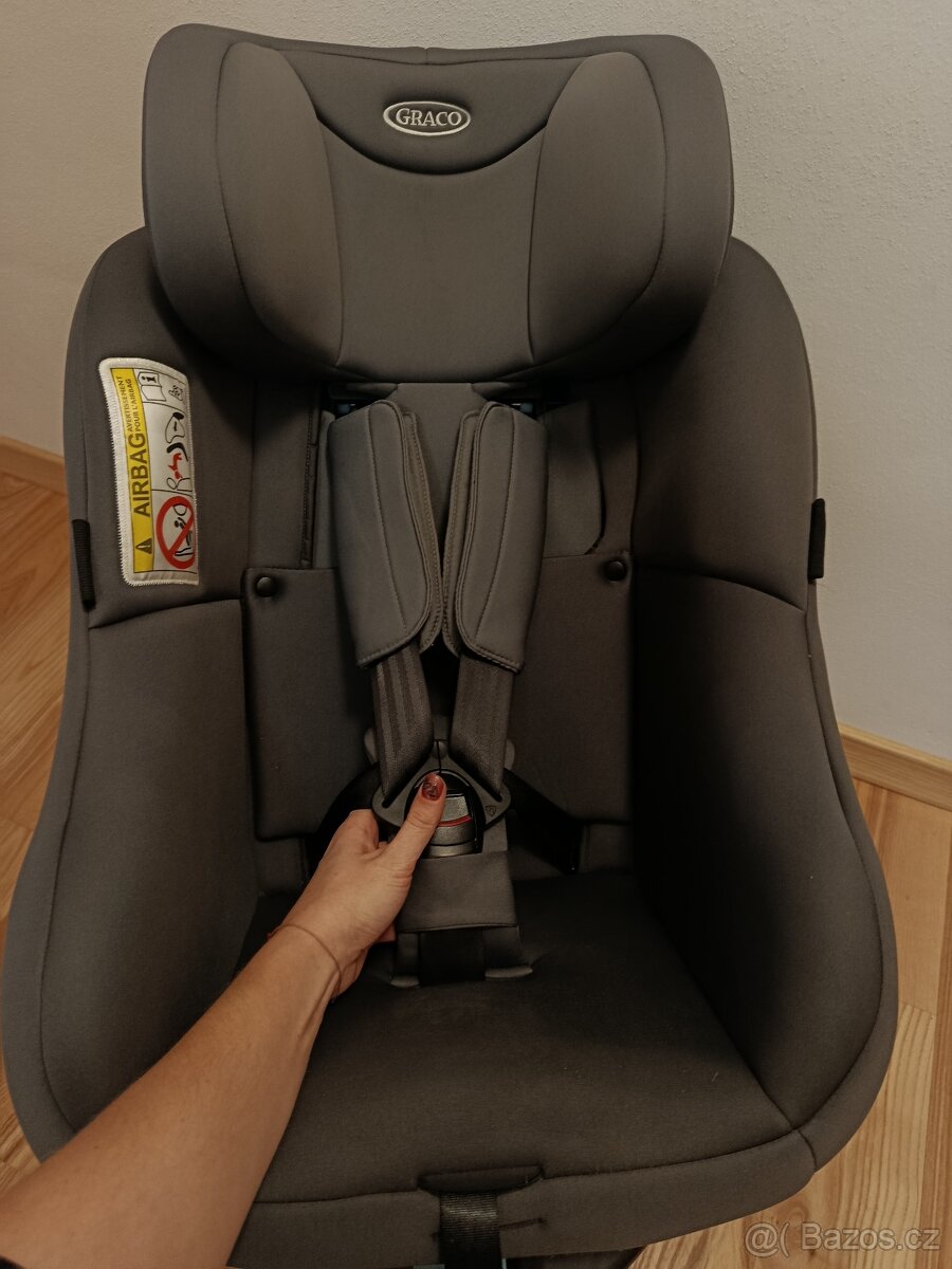 Autosedačka Graco Turn2Me 360° šedá - 7