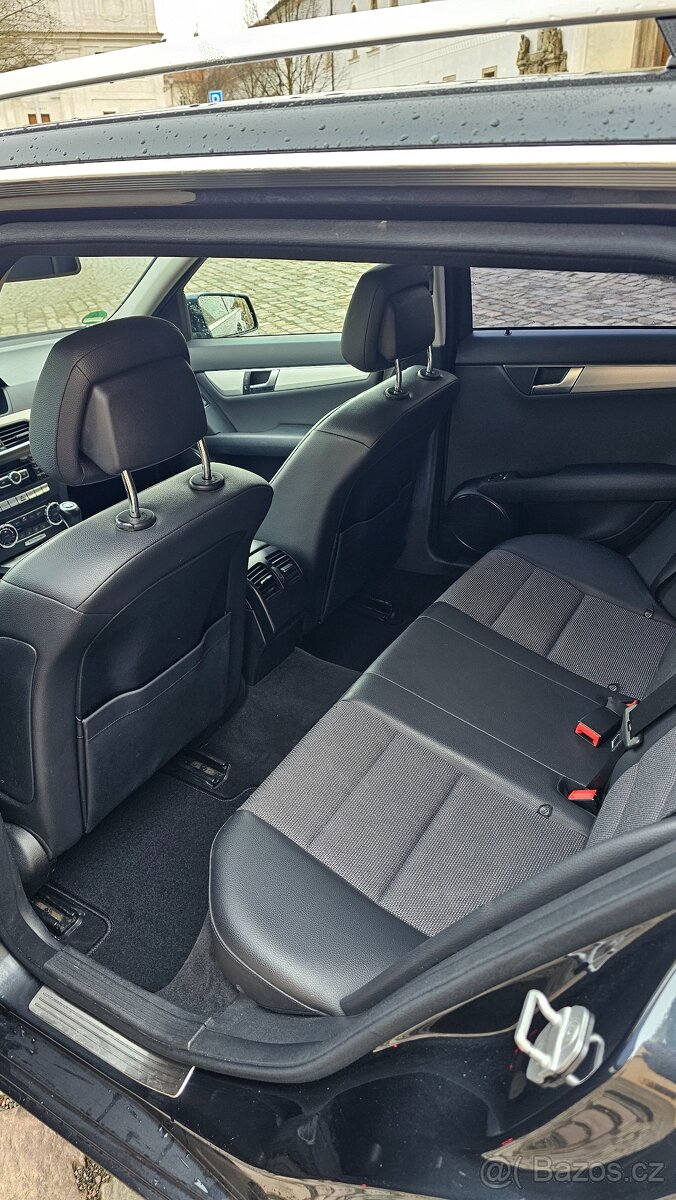 Mercedes C200 - 7