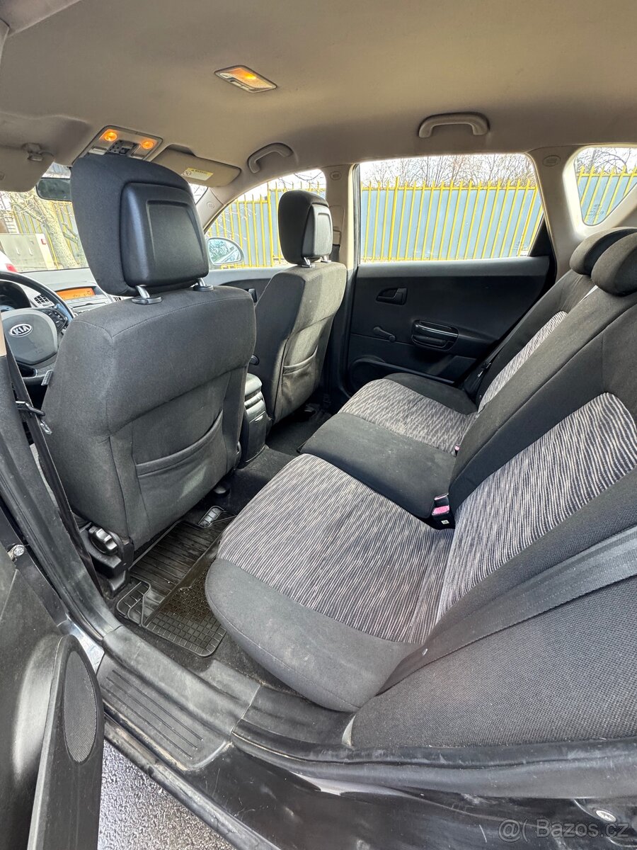 Kia ceed 1.6 crdi 66kw - 7