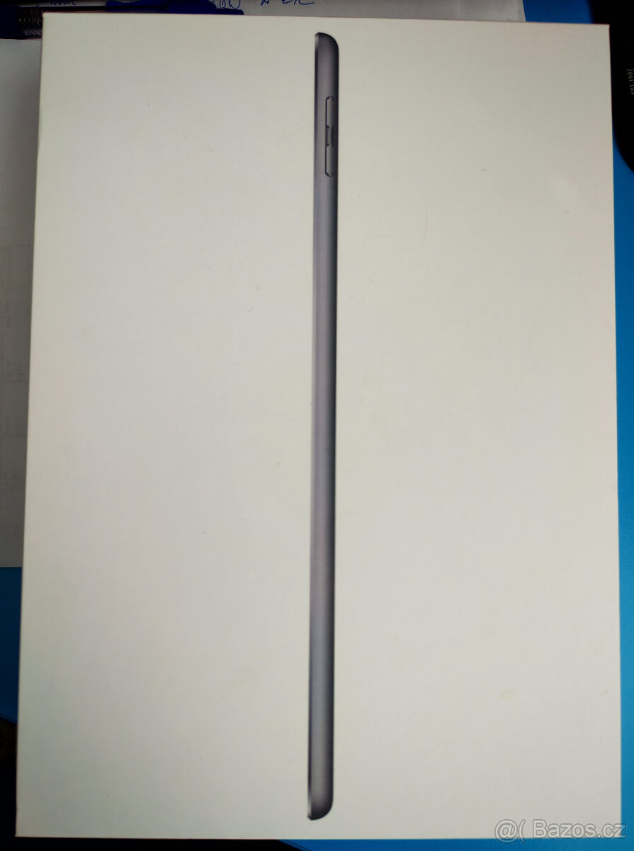 Apple iPad 9,7" 6. generace, 32GB - 7