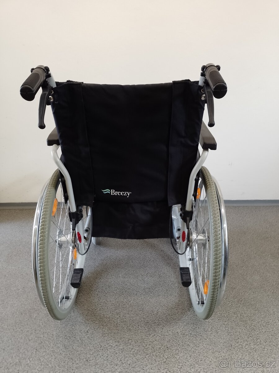 Skládací mechanický invalidní vozík VÝPRODEJ - 7