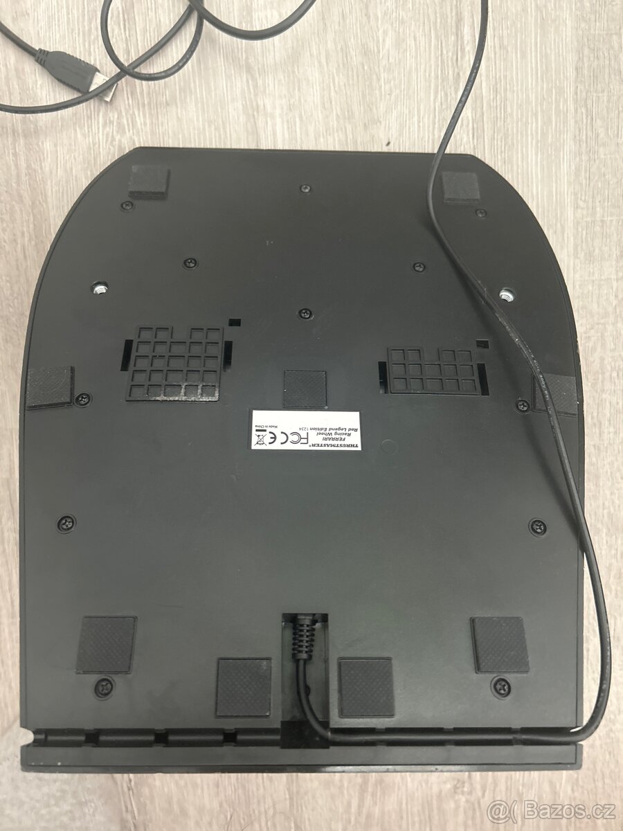 Herní volant s pedály - 7