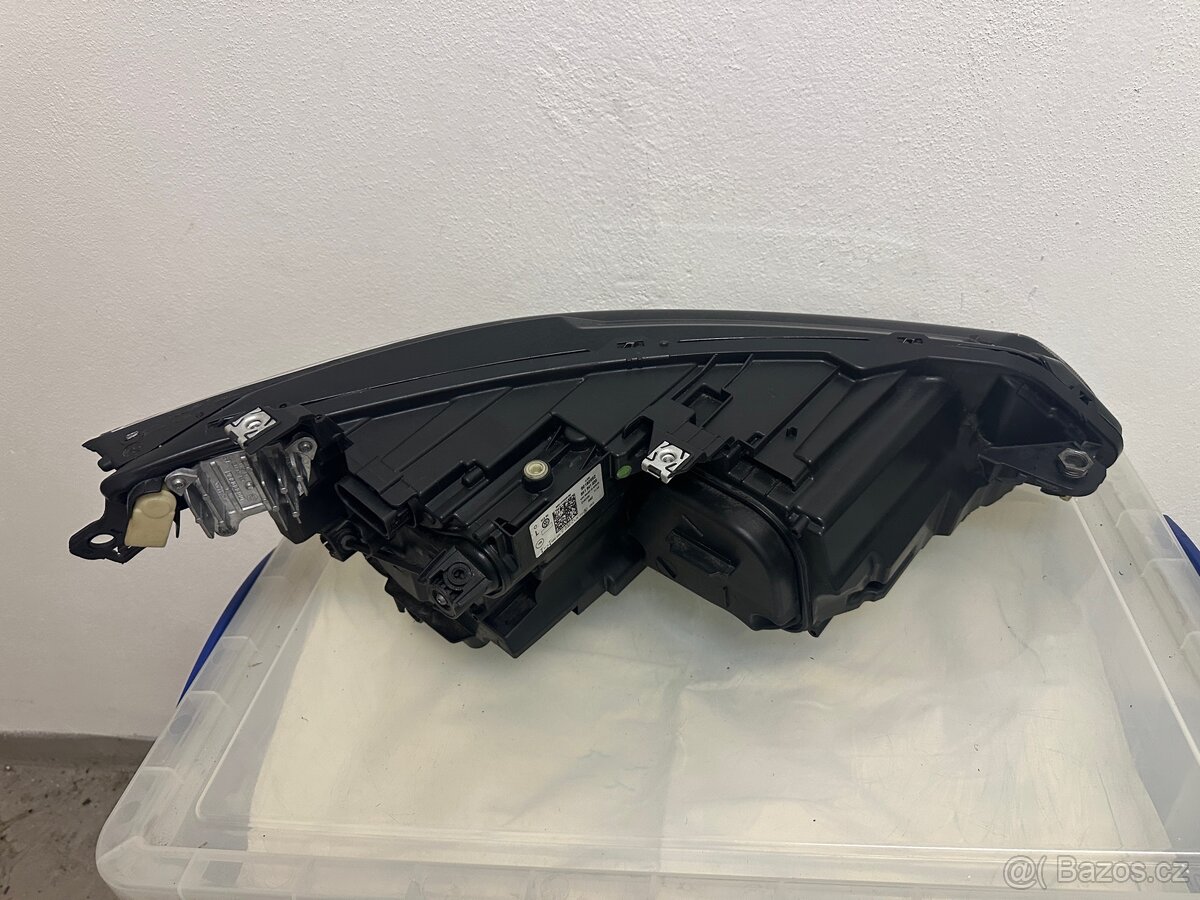 VW Golf 8 full led světlo - 7