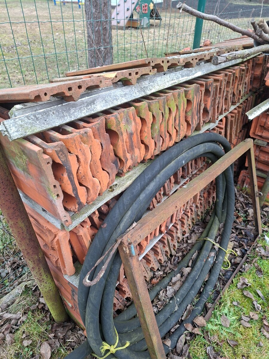 Střešní tašky - 7