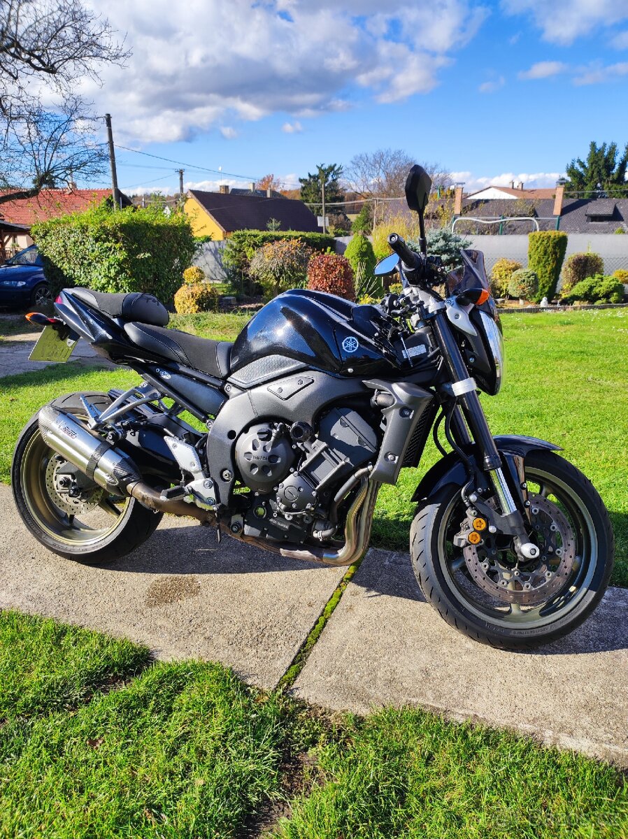 Yamaha Fz1 - 7