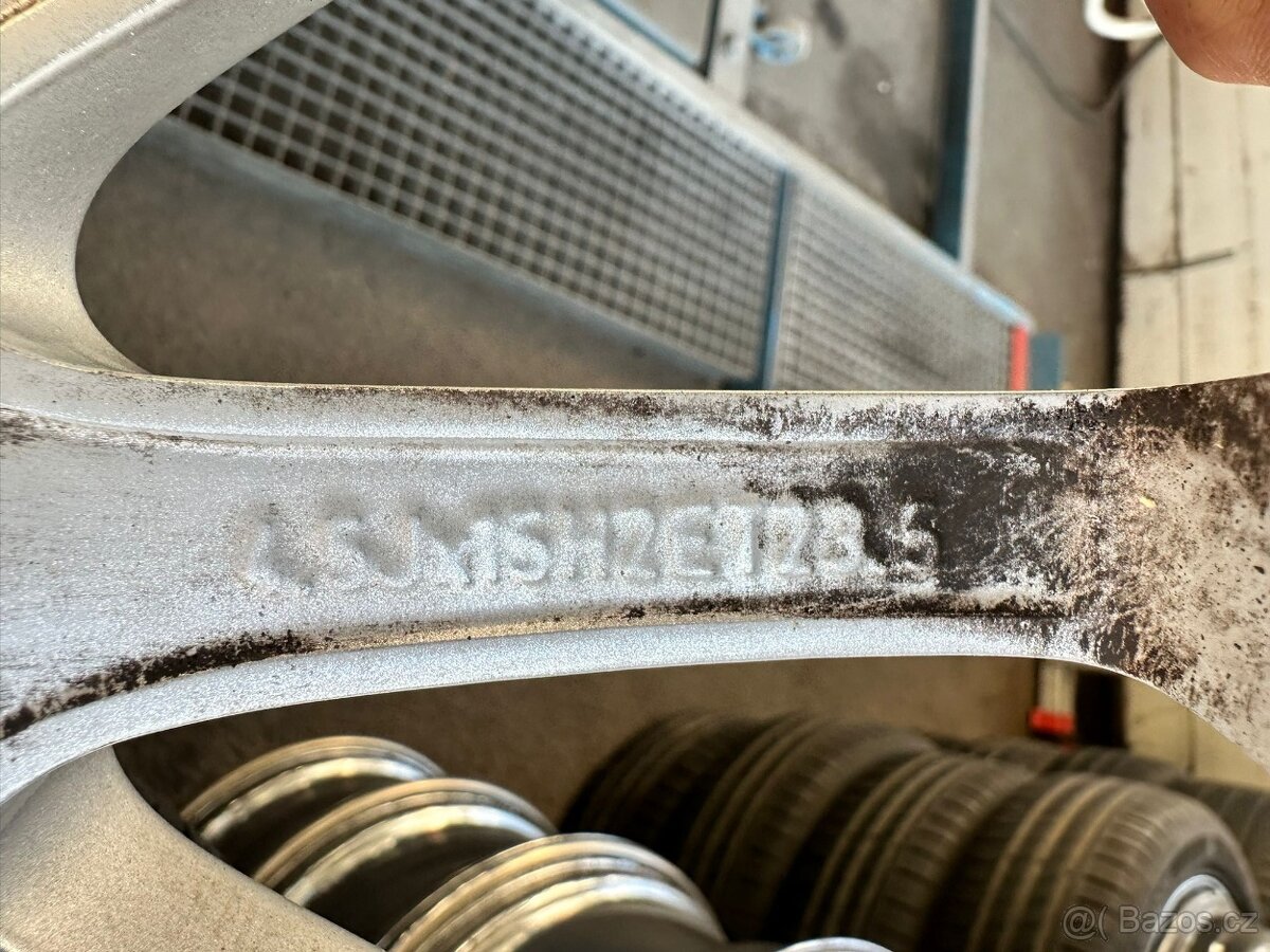 Prodám Alu kola R15 na Smart - 7