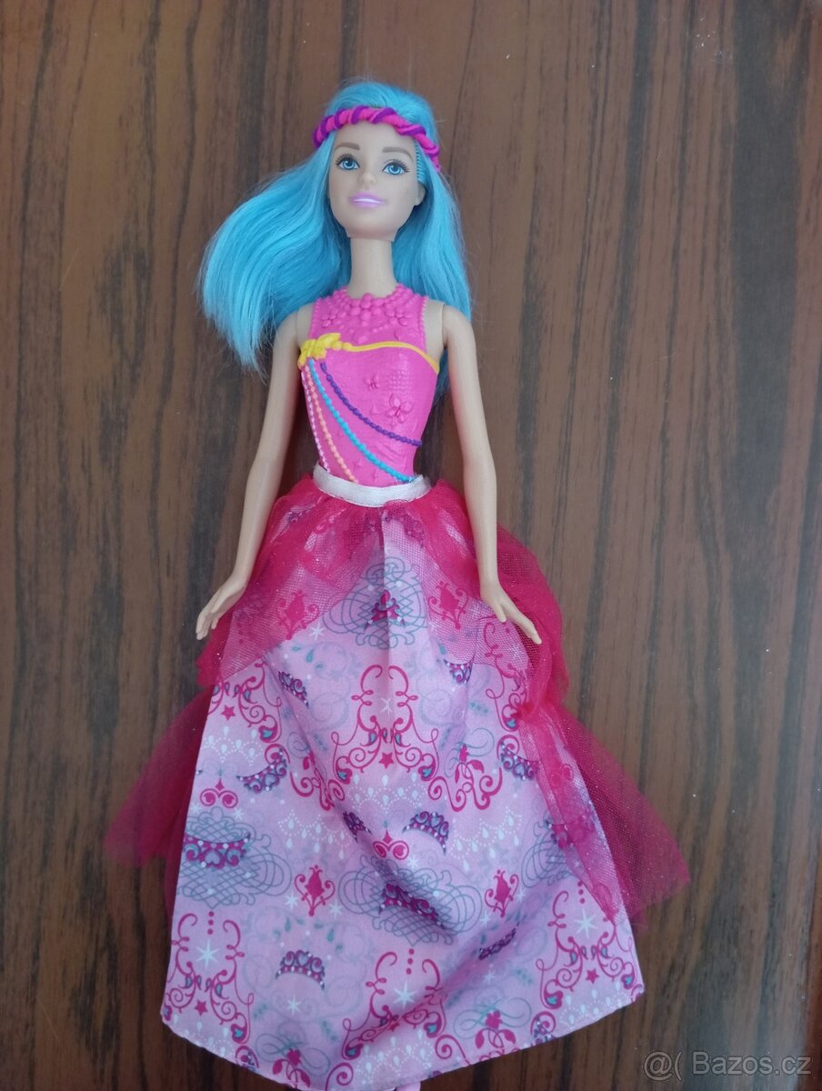Barbie Mattel . - 7