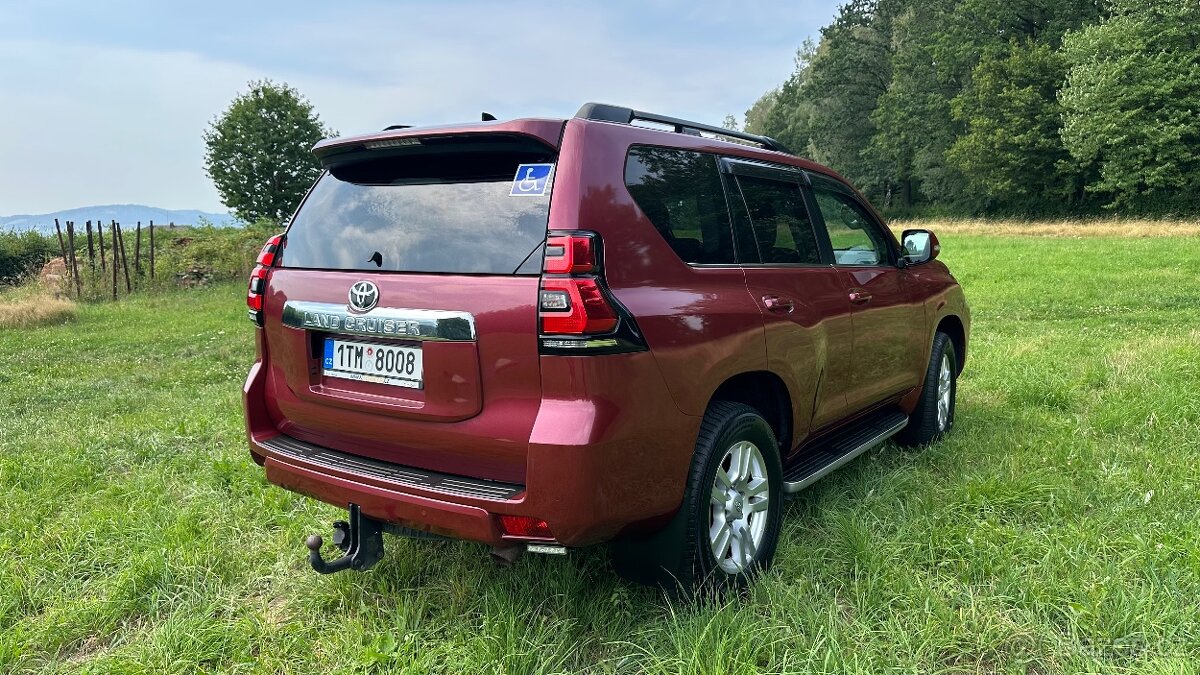 Toyota Land Cruiser - 7