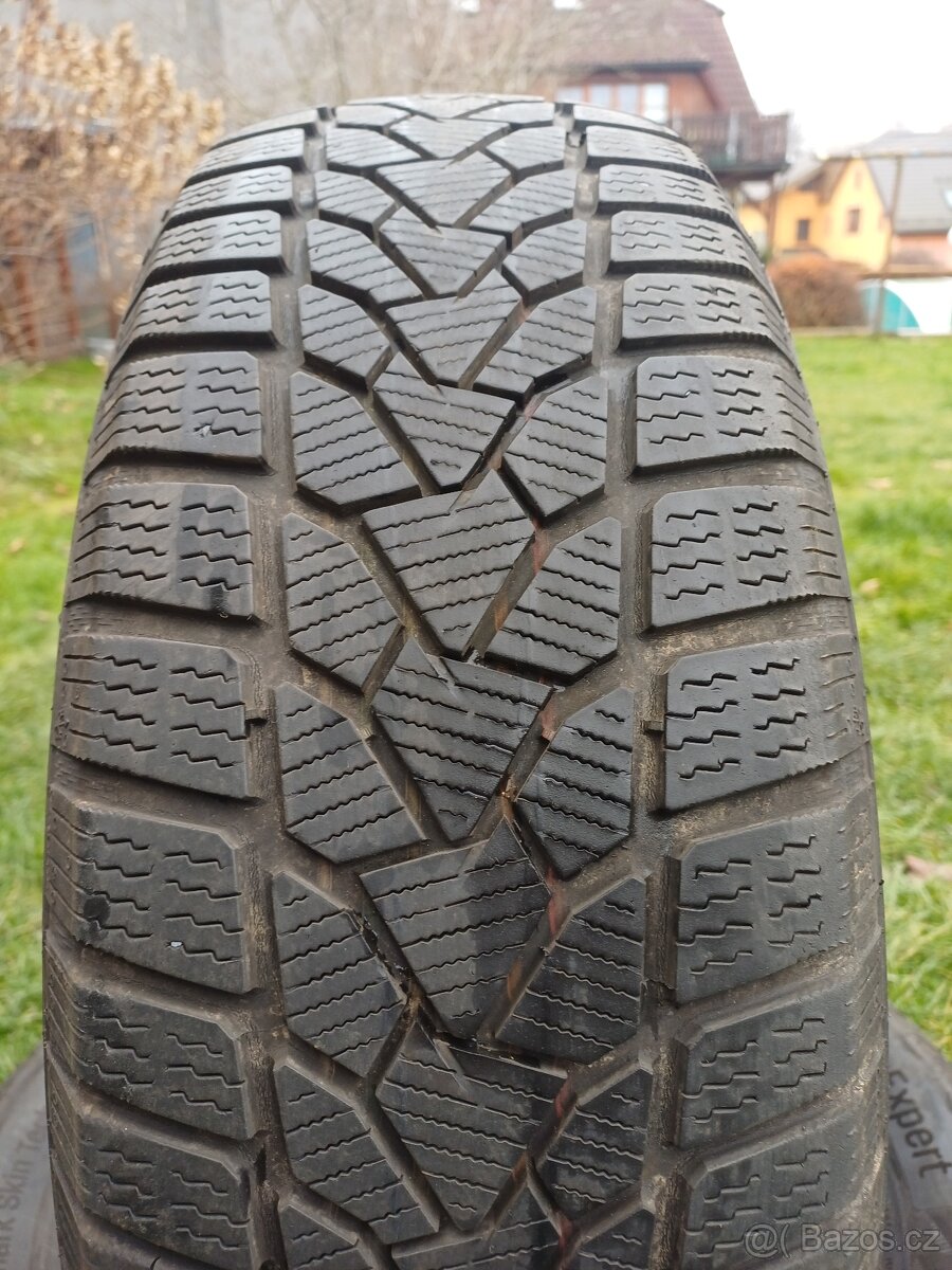 Prodám sadu zimních pneu 195/65R15 - 7