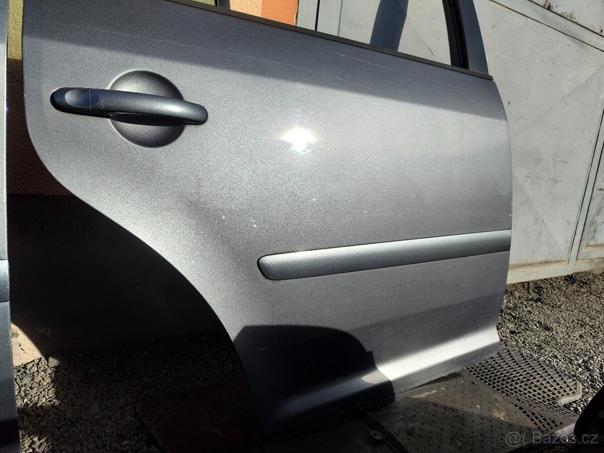 Dveře, zadní nárazník Touran - 7