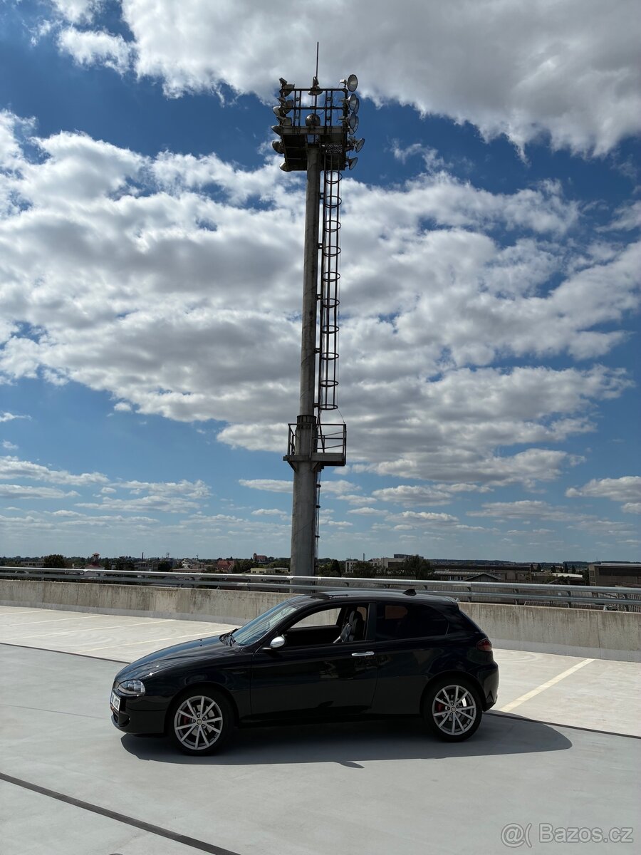 Alfa Romeo 147 Q2 - 7