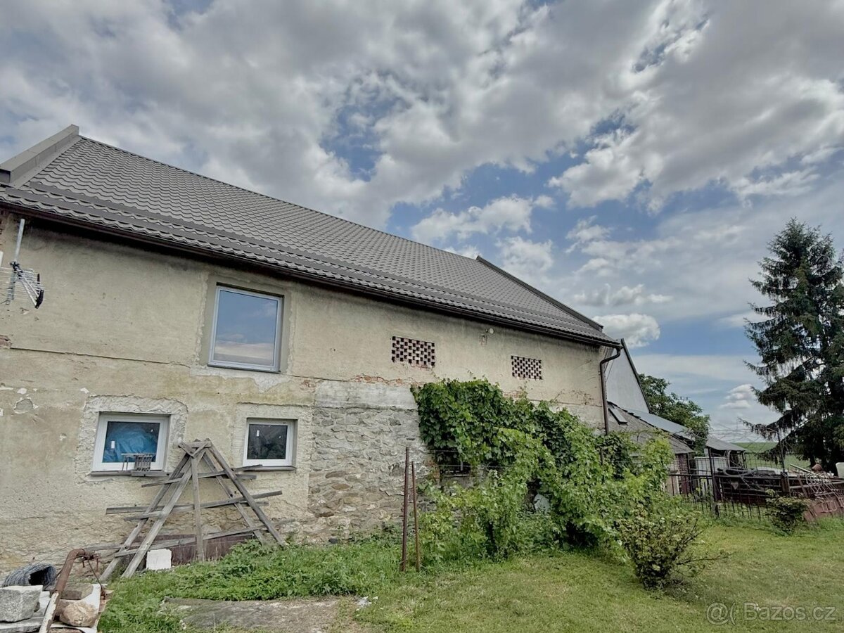 Prodej rodinného domu 170 m², pozemek 3 824 m², Bernartice. - 7