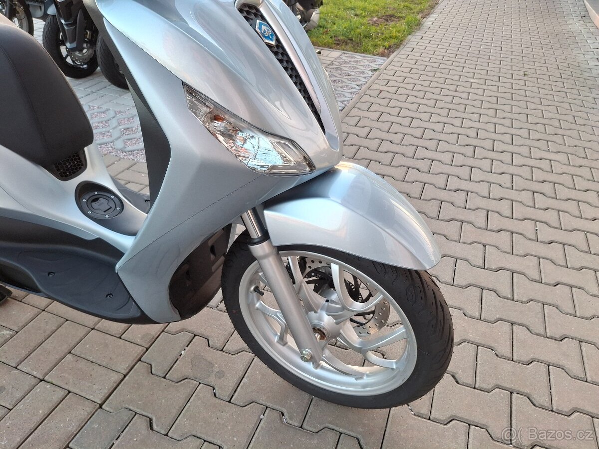 PIAGGIO Medley 125 ABS E5+ GRIGIO ASTRALE - 7