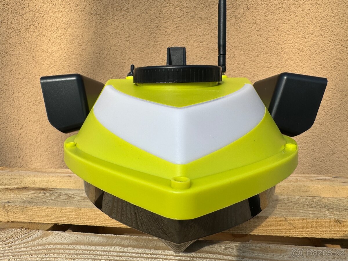 Nová zakrmovací loď s GPS, silná baterie + český návod - 7