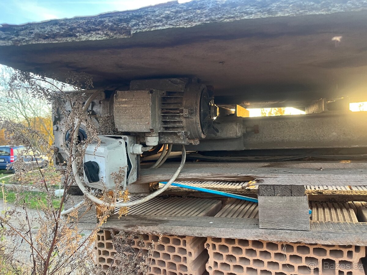 Prodám drtičku - 7