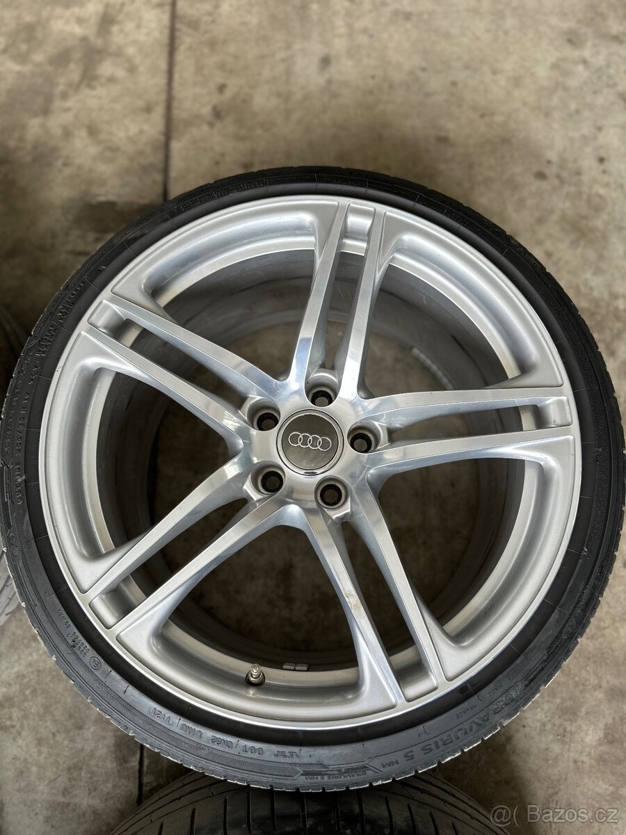 255/35 r19 Audi r8 5x112 - 7