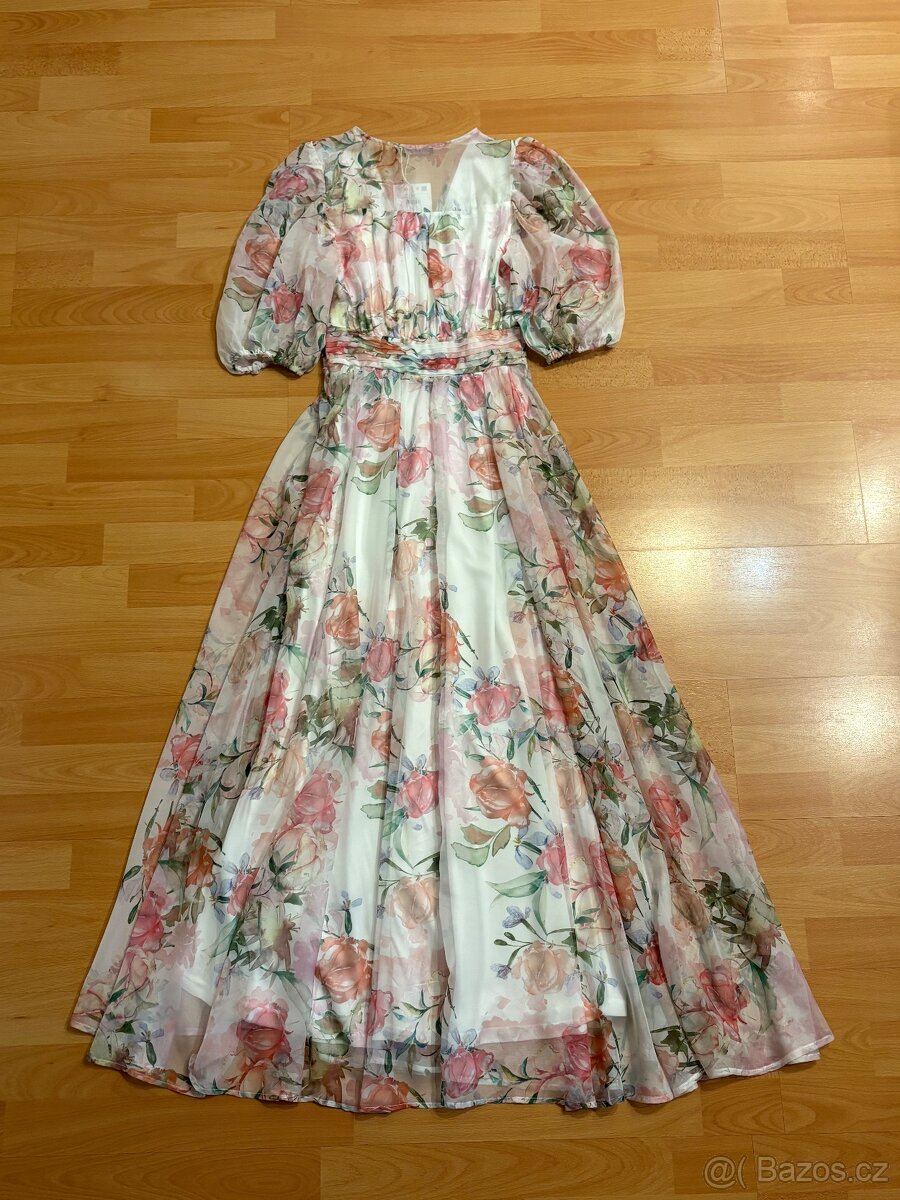 Šaty s květinovým vzorem - 7