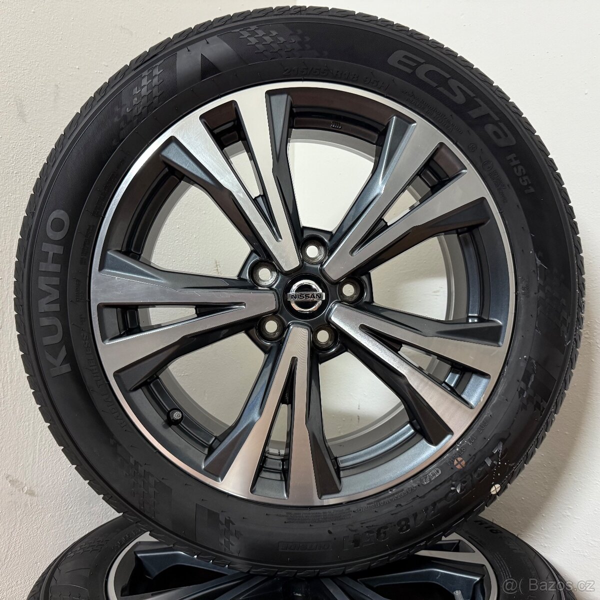 NISSAN QASHQAI 5x114,3 R18 ET40+LETNÍ 215/55R18 8mm - 7