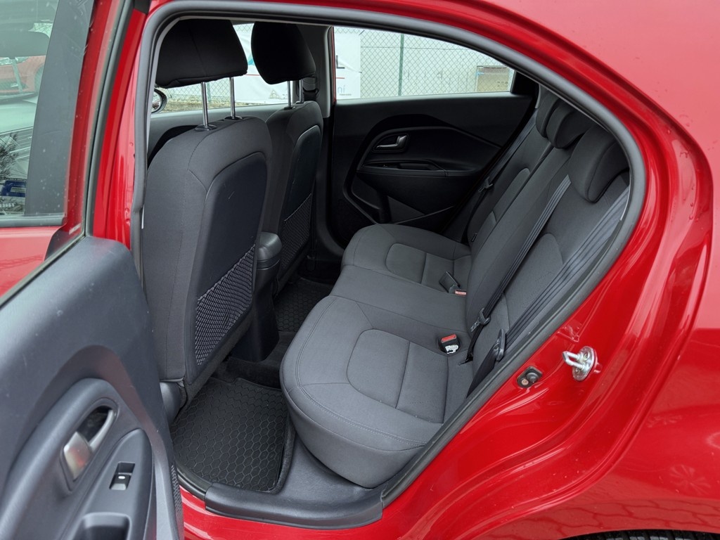 Kia Rio, 1.4i 80 kW digi. klima - 7