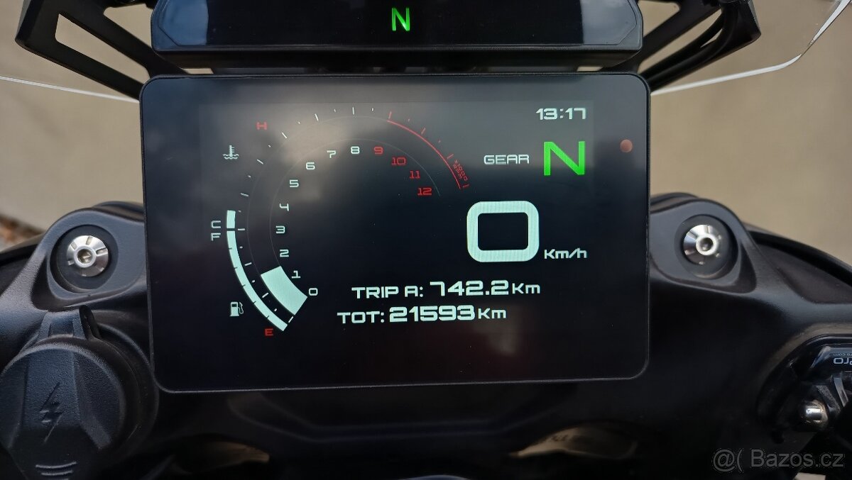 Benelli TRK 702 X - 7