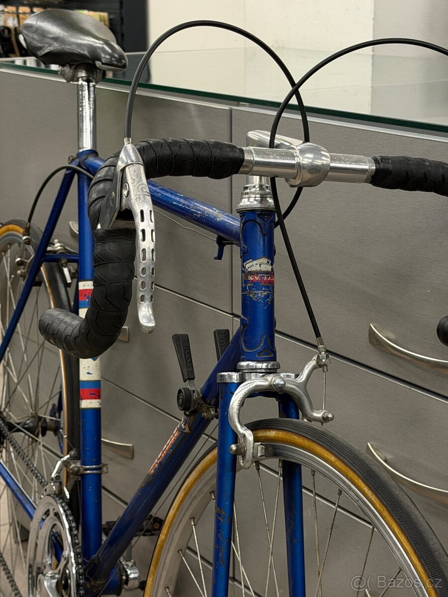 Silniční kolo Favorit - 7