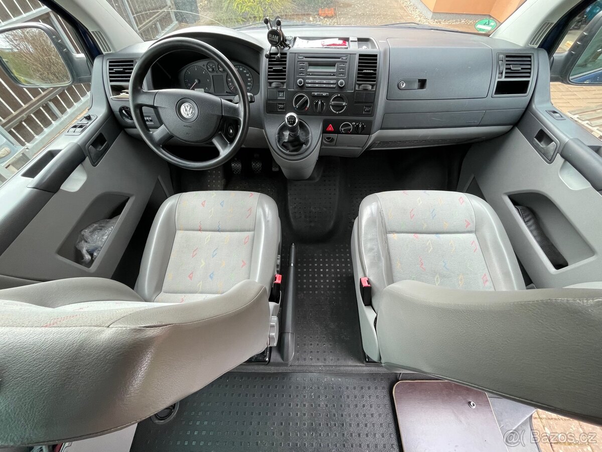 Transporter T5 obytný - 7