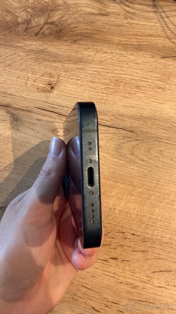 iPhone 13 mini 128 GB černý - 7