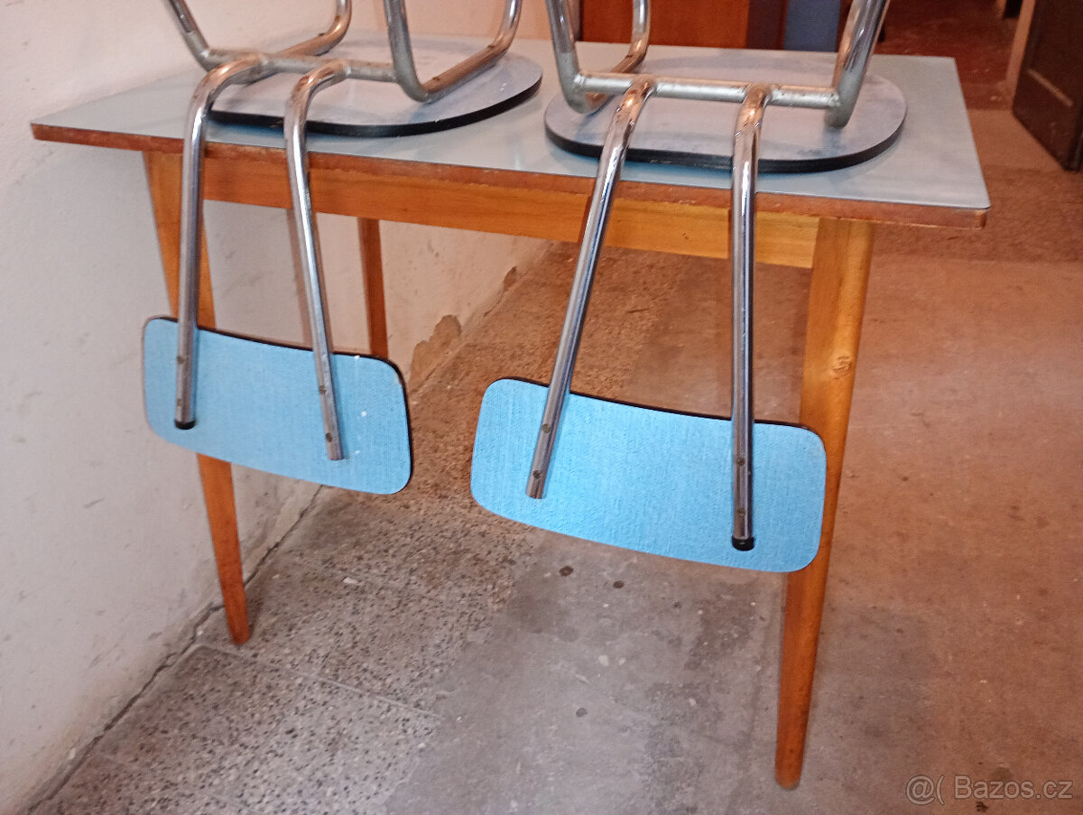 RETRO Kuchyňský stůl + 2 židle ,ČSSR 1980 - 7