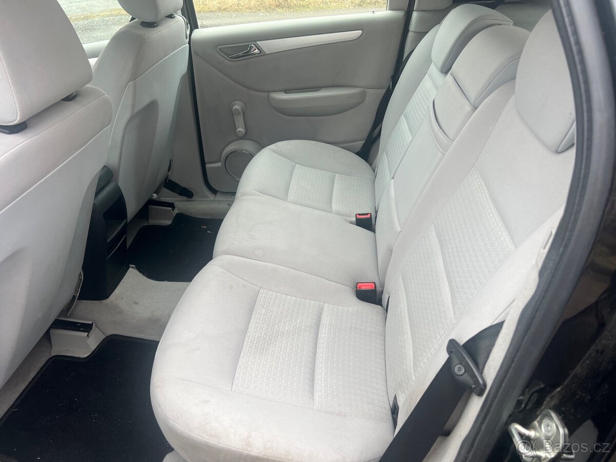 Prodám Mercedes-Benz B 170 - 7