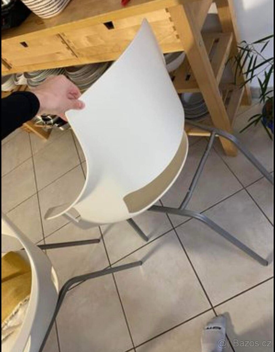 Jídelní stůl slonová kost Lino design a židle - 7