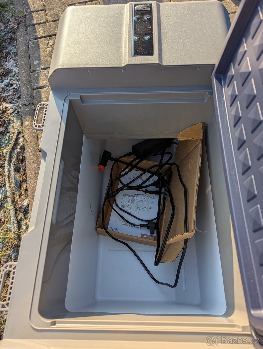 Kompresorová lednice do auta - 7