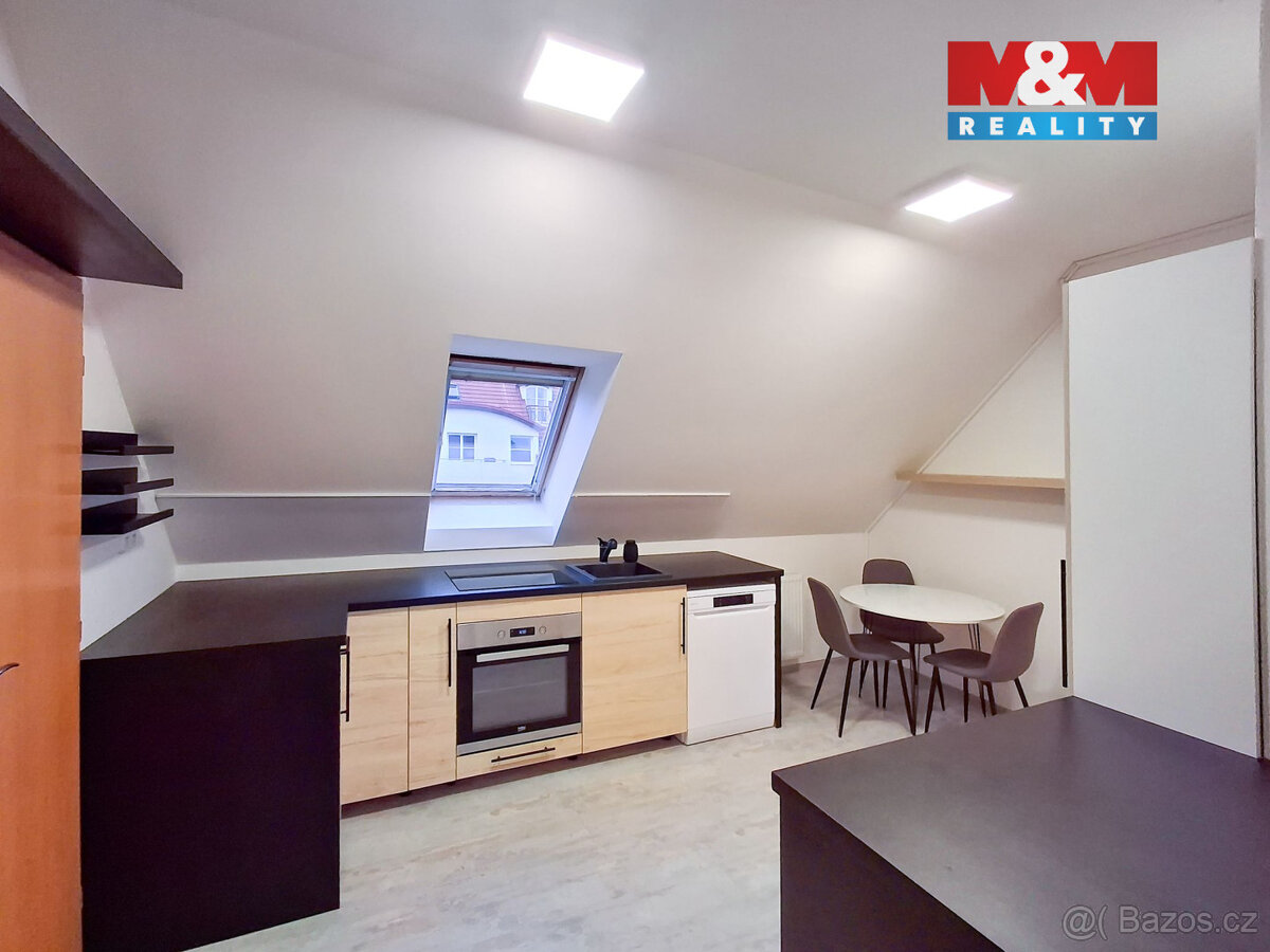 Prodej bytu 2+1, 53 m², Bílovice nad Svitavou, ul. Lesní - 7