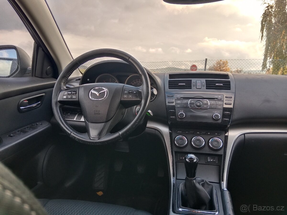 MAZDA 6 rok 2010 - 7