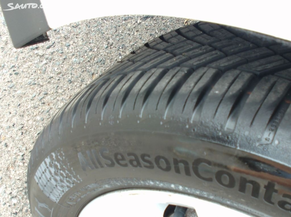 Ford Focus 1,6 16V vyhřív.sed,park.kamera,AndroidAuto,92kw - 7