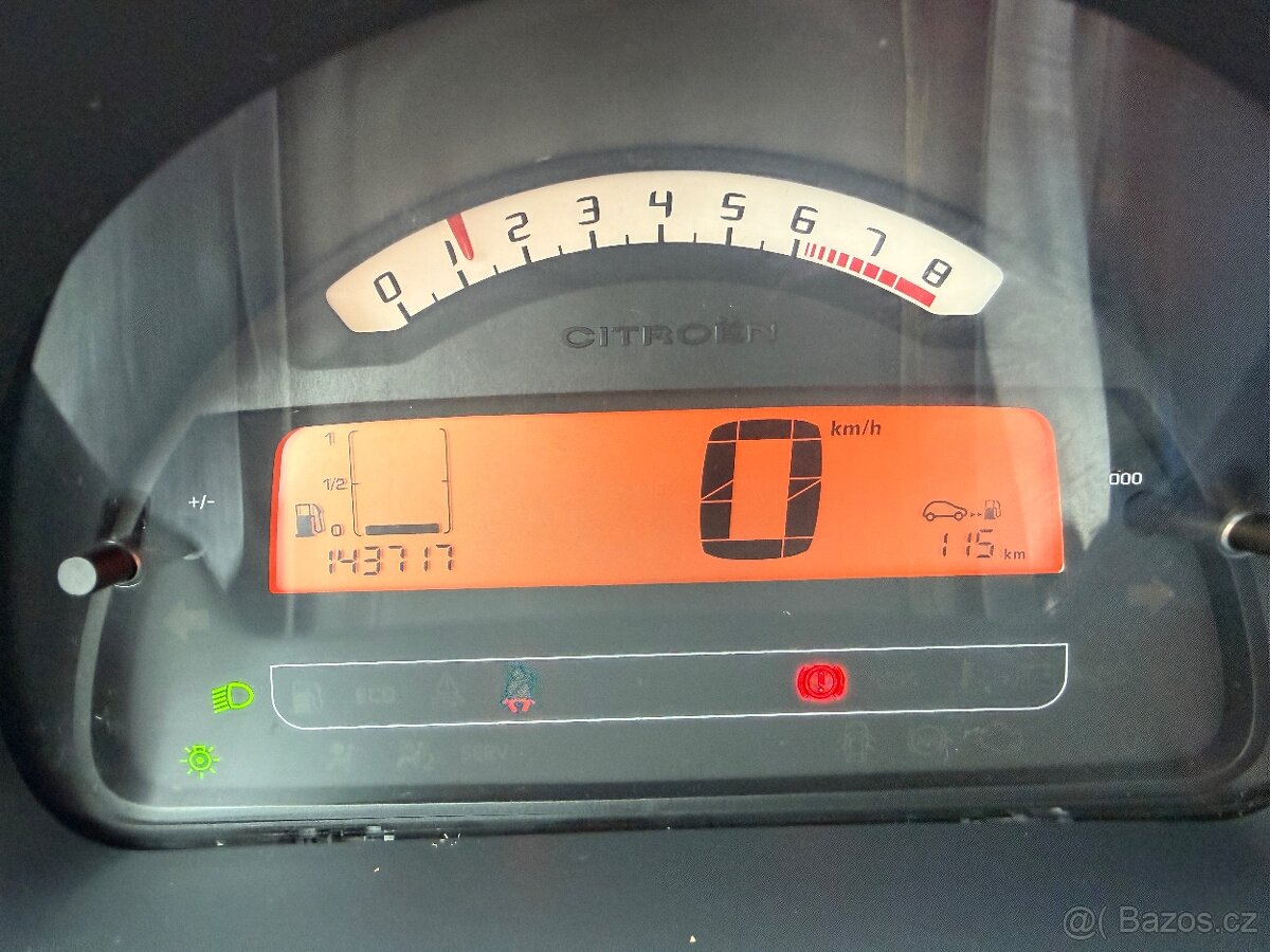 Prodám citröen C3 1.1 44 kw rok výroby 2008 - 7