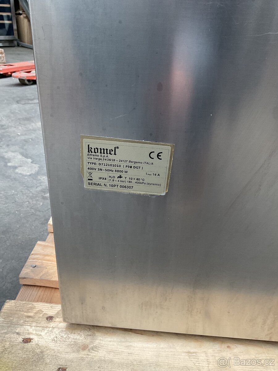 Myčka skla a drobného nádobí KOMEL F96 DGT. ZÁRUKA - 7