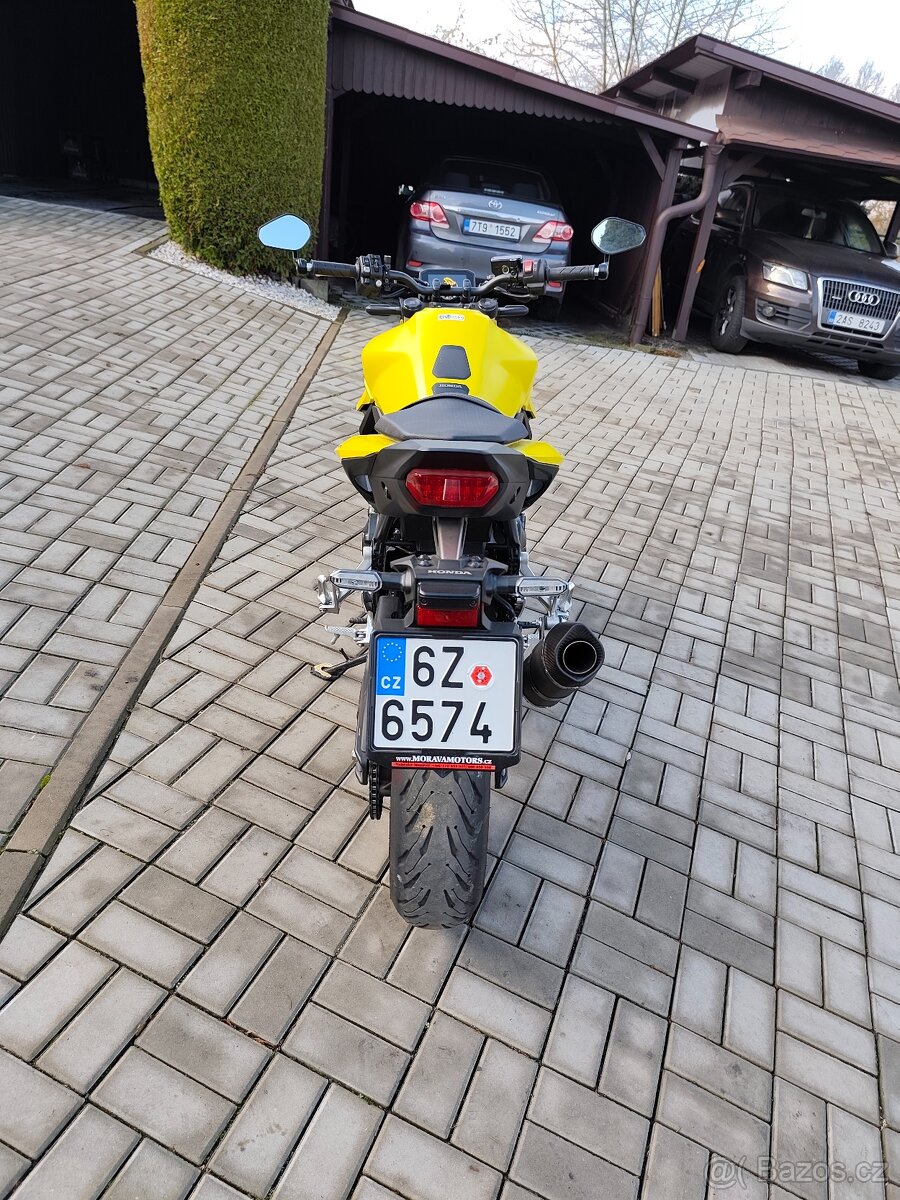 Honda CB 750 Hornet - 7