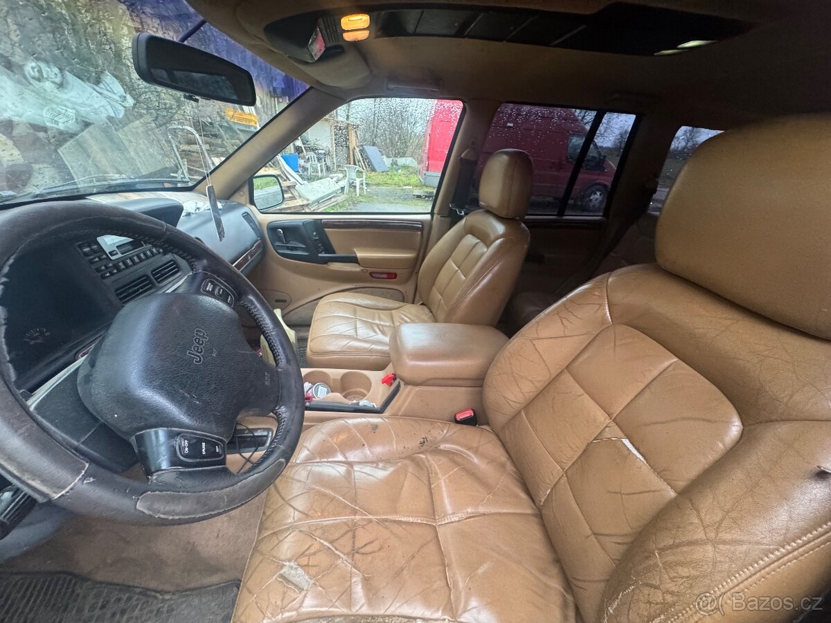Jeep Grand Cherokee ZJ 1997 4.0 - 7