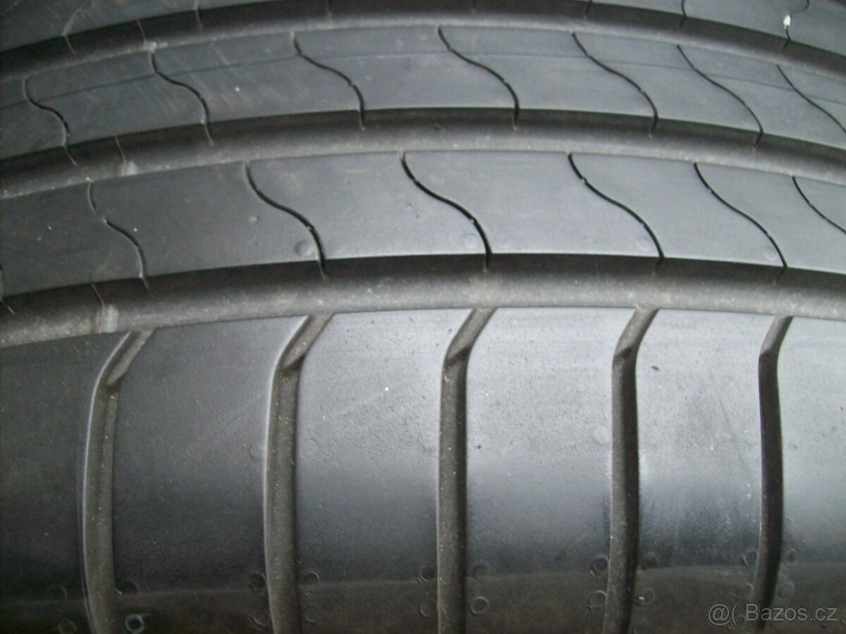 Bridgestone Superb IV Passat B8 235.45.18 94W 98% - 7