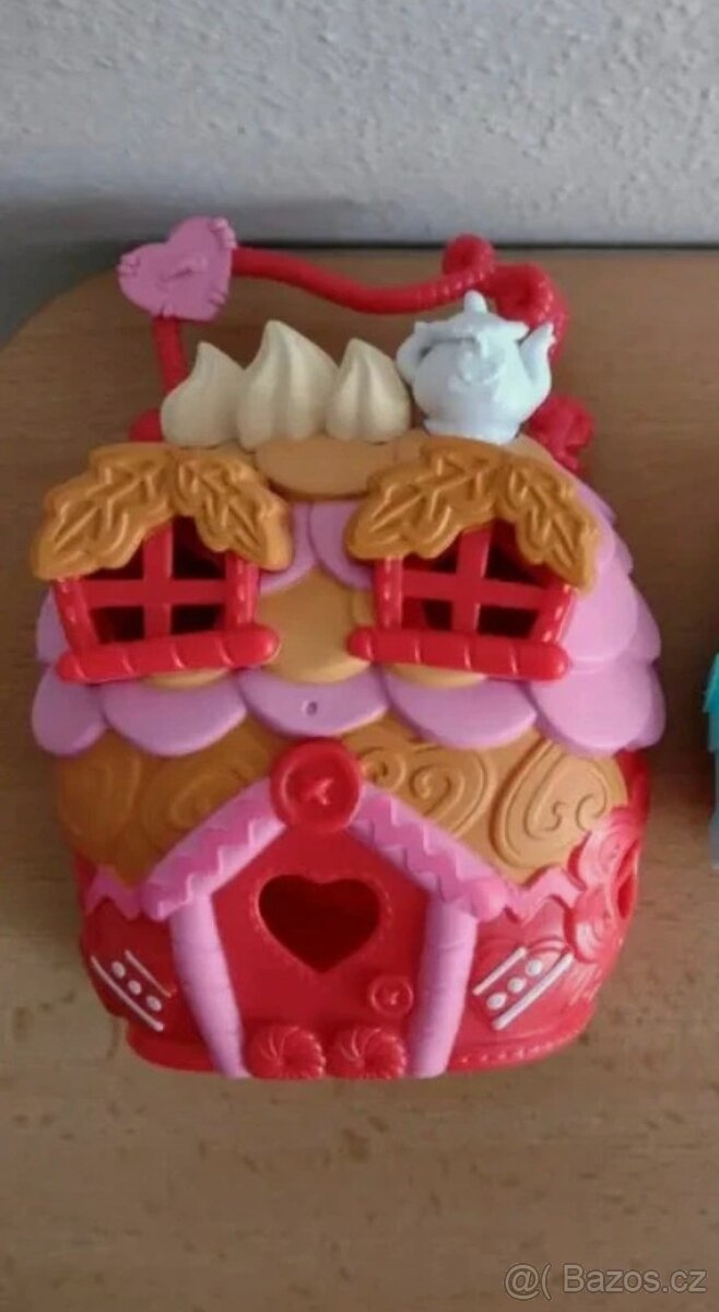 Domeček pro zvířátka mini panenky - 7