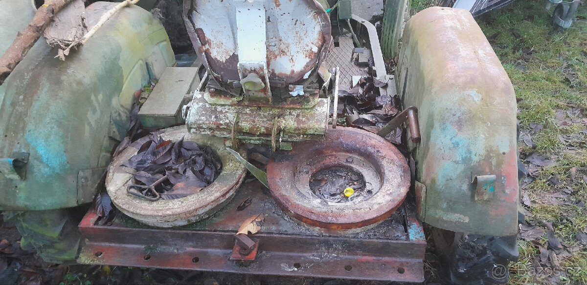 Traktor domácí výroby MOTOR Č. Budějovice - 7