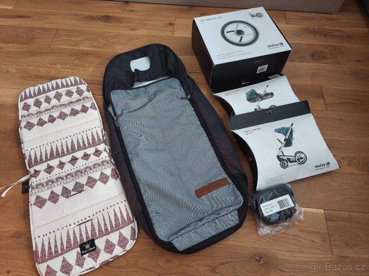 Kočárek Mutsy iGO - 7